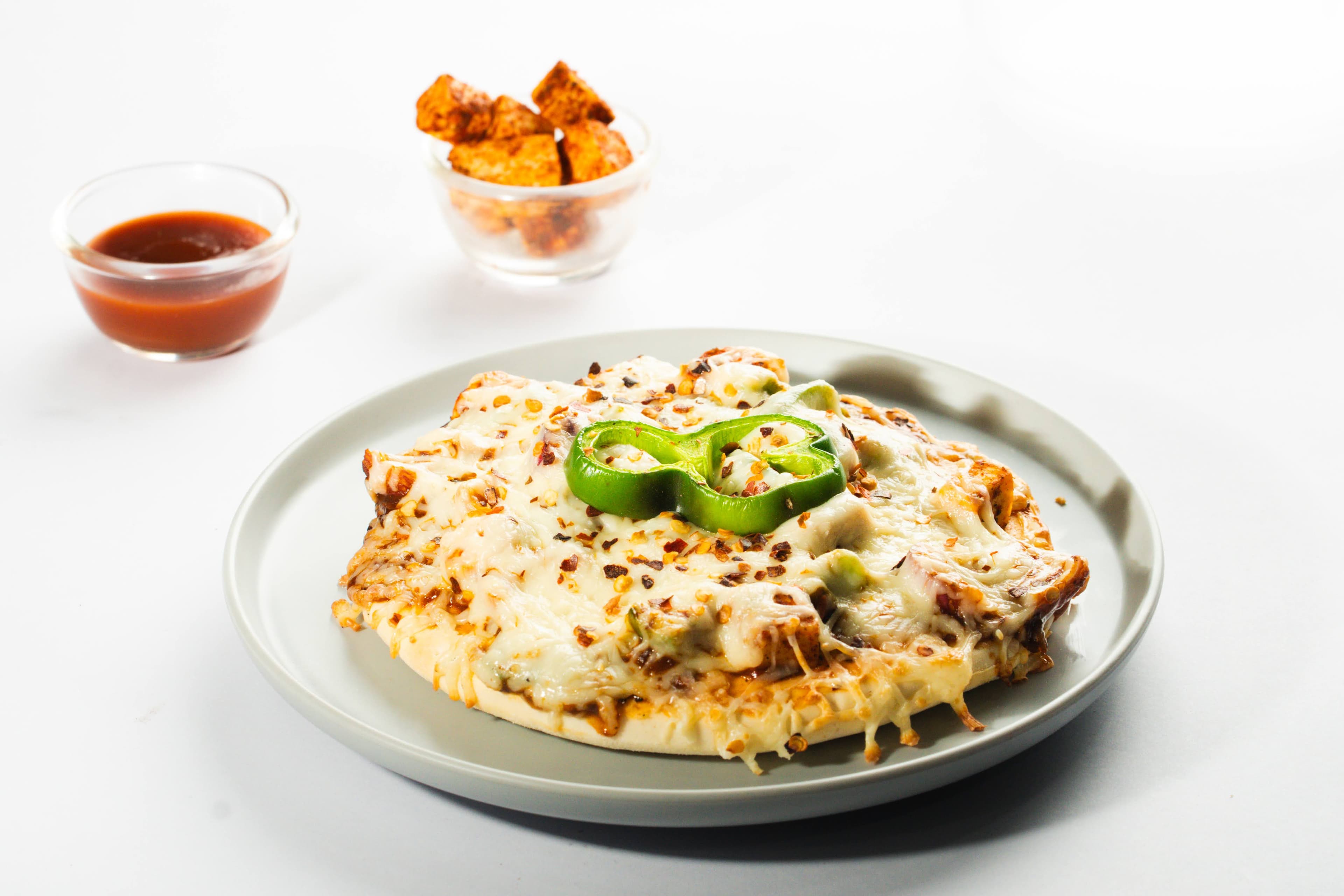 Chilli Paneer Pizza