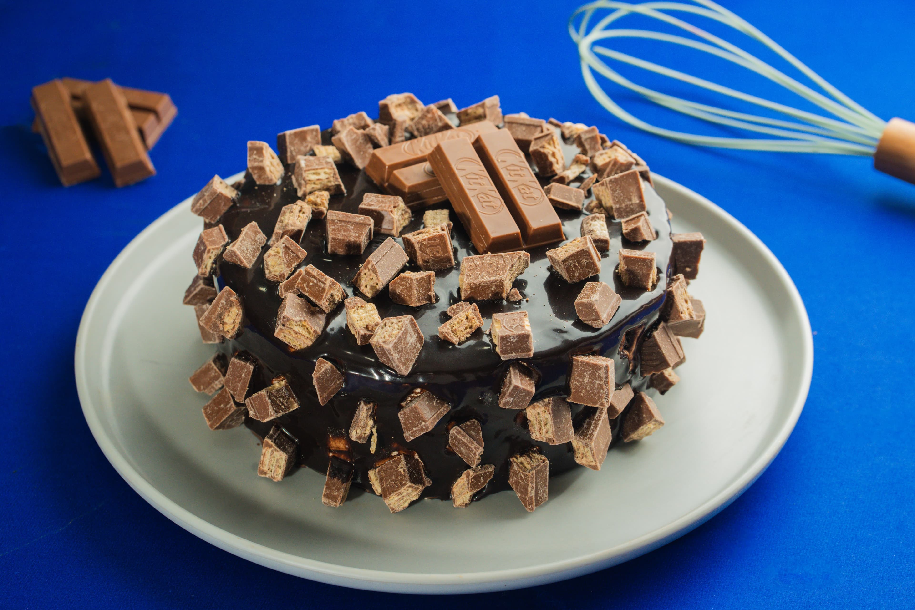 Kitkat Cake, image 1